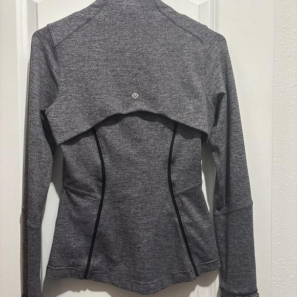lululemon Women’s define jacket - Picture 2 of 3